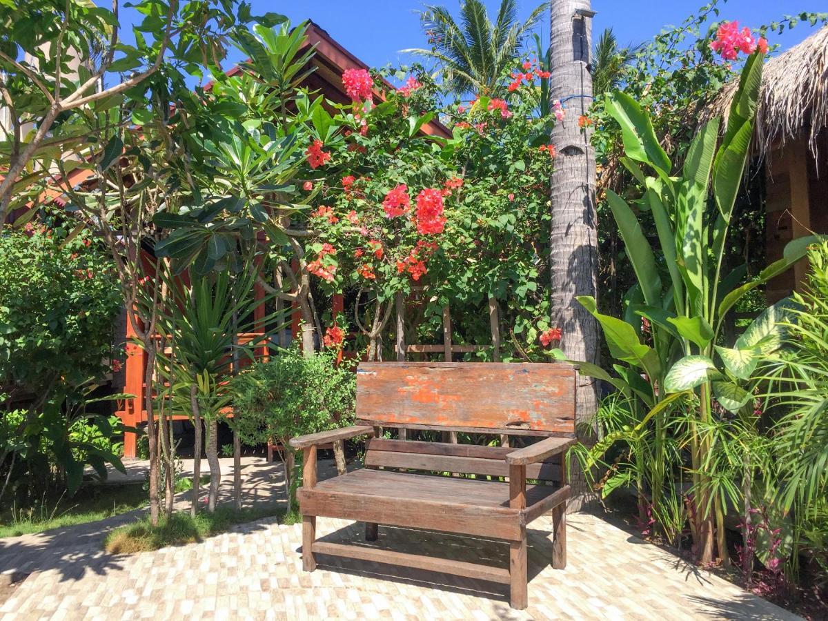 Giliranta Hotell Gili Trawangan Exteriör bild